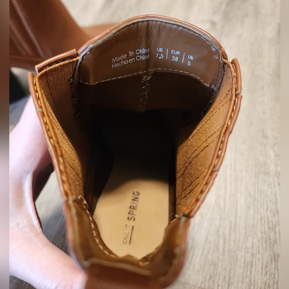 Call it Spring Cognac Brown Tan Heeled Booties 7.5 VGUC - Picture 4 of 5